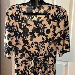 West Kei V-Neck Blouse – Beige with Black Floral Print, Tie Front, Size Large